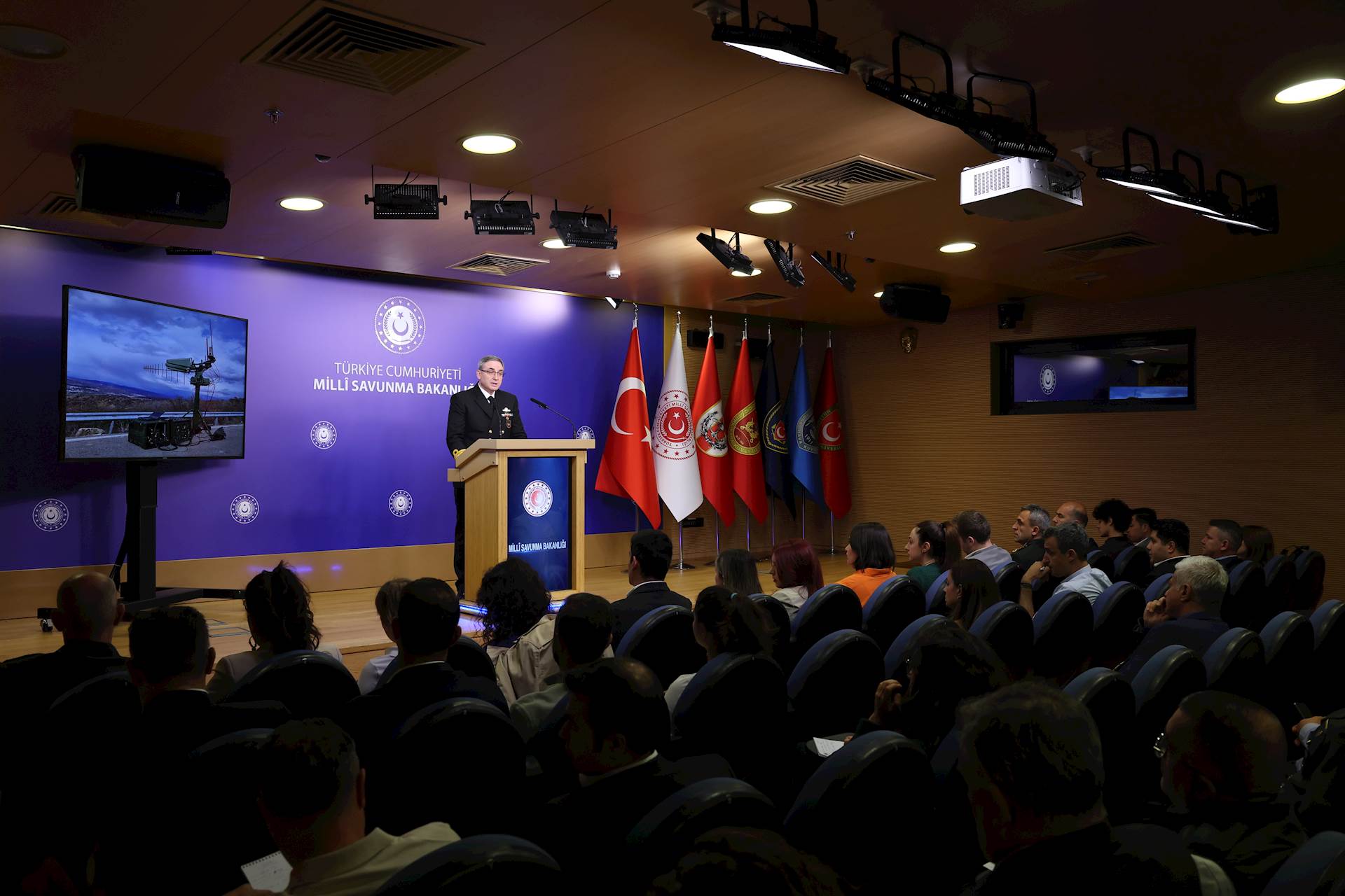 “İncirlik Hava Üssü Bir Türk Üssüdür”