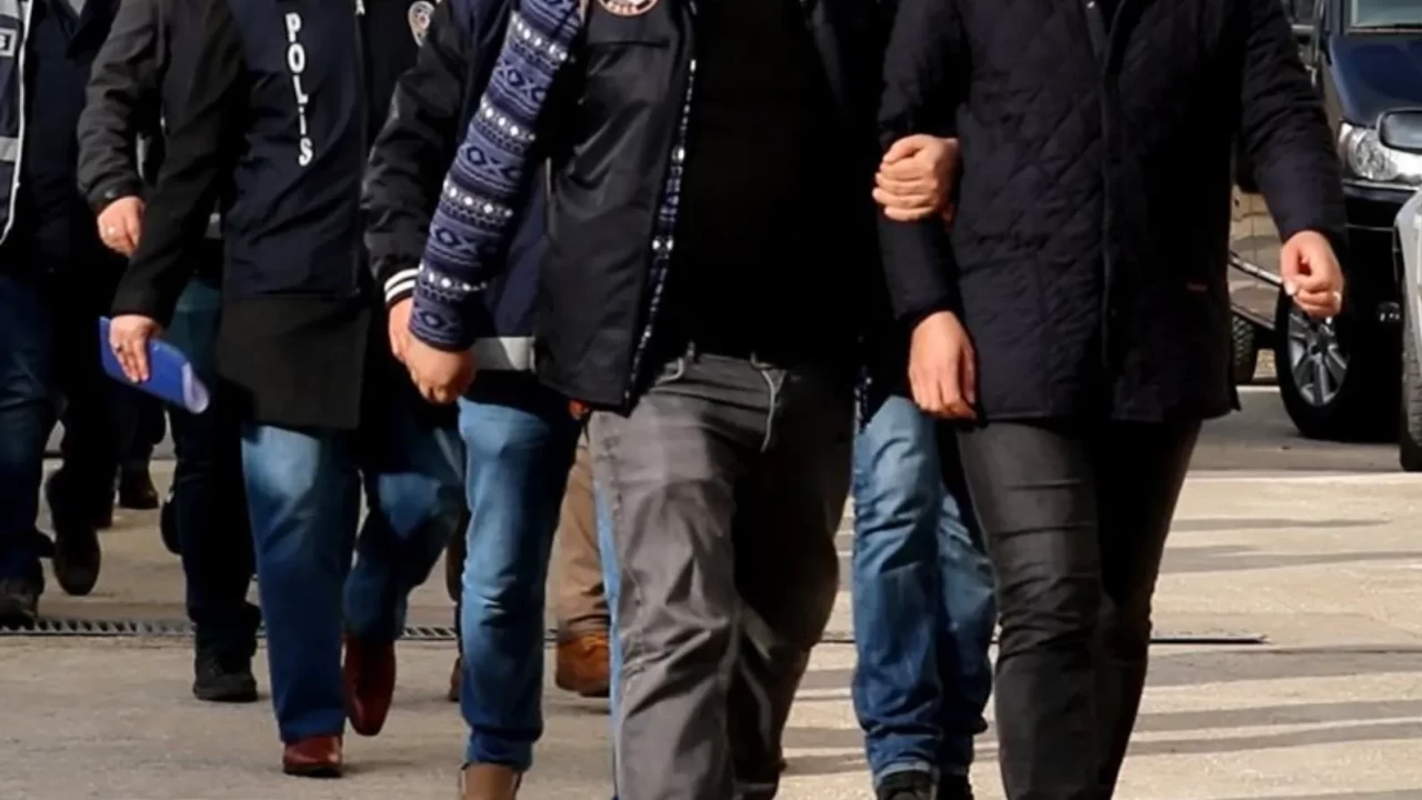 Ankara’da Dolandırıcılık ve Hırsızlık Operasyonu: 103 Kişi Gözaltında