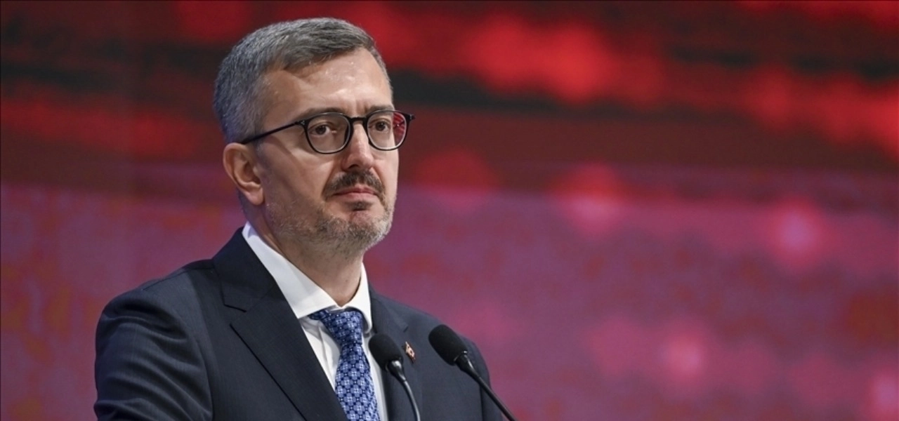 Burhanettin Duran: “Daha Adil Bir Dünya Mümkün”