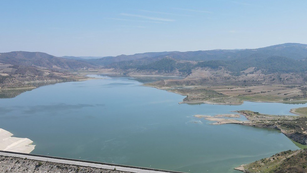 Kuruyan Marmara Gölü Yağışlarla Yeniden Canlandı