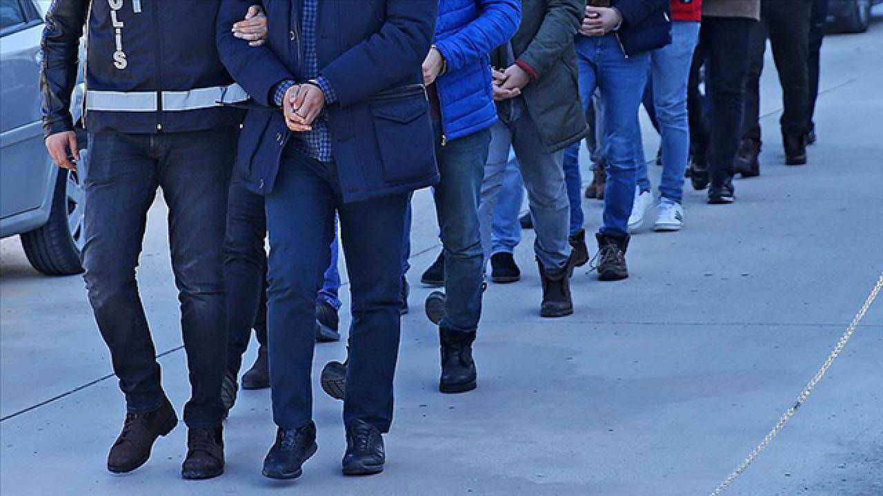 Adana Merkezli Sentetik Ecza Operasyonunda 22 Tutuklama