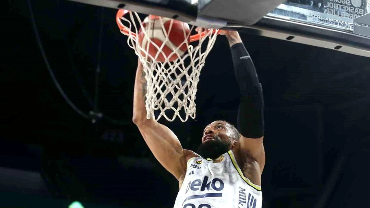 Fenerbahçe Basketbol Takımı Yarı Finale Yükseldi