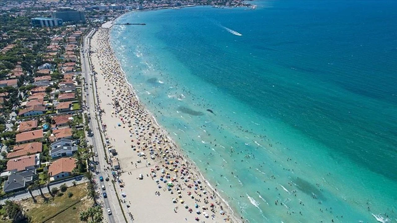 Bayram Tatilinde Çeşme'de Yoğunluk Yüzde 95'e Ulaştı