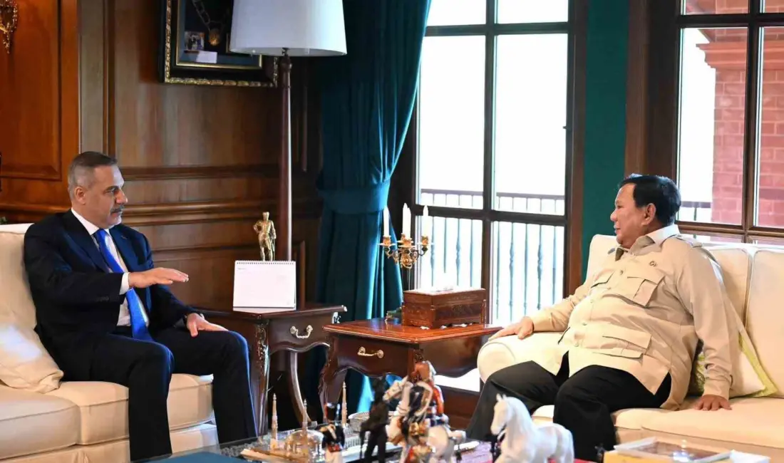 Hakan Fidan, Endonezya Cumhurbaşkanı Prabowo Subianto ile Bir Araya Geldi
