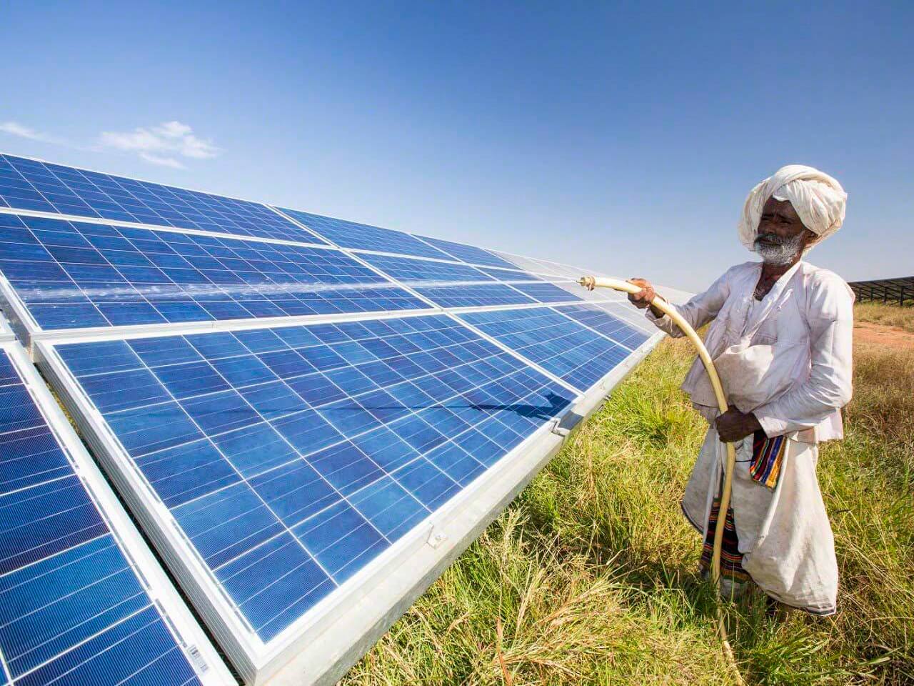 Hindistan Güneş Enerjisinde Küresel Sıralamada İkinciliğe Yükseldi